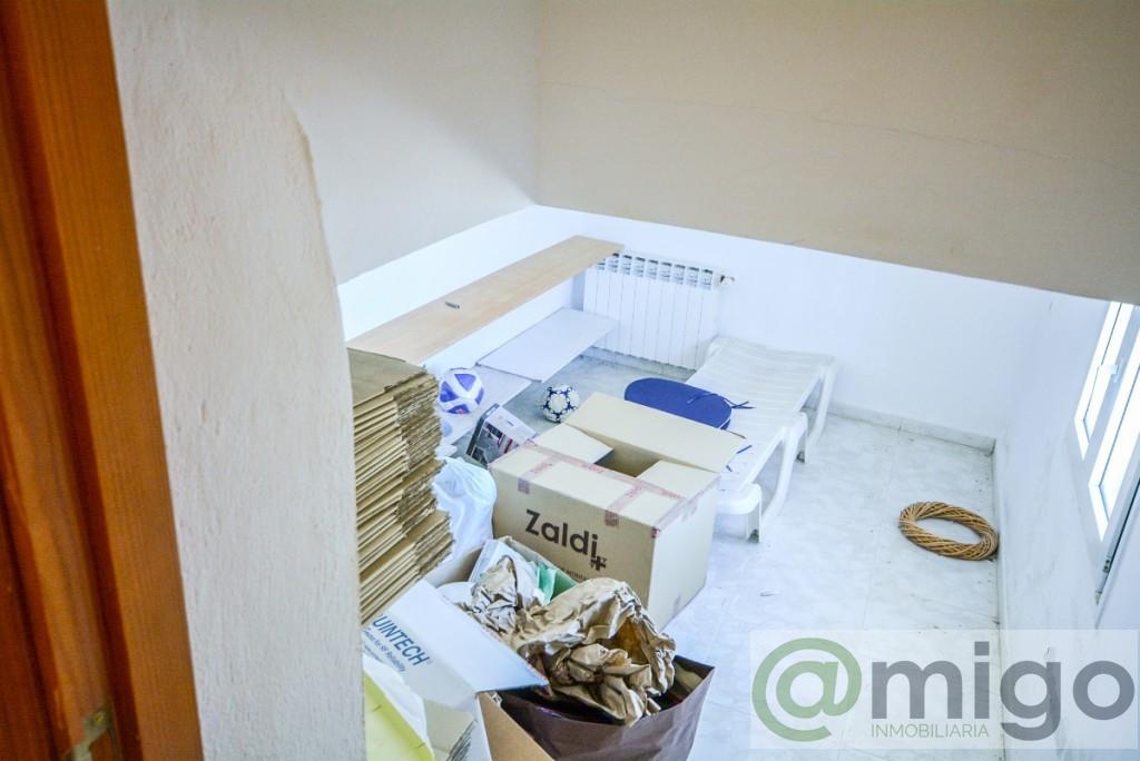 For sale of villa in Estepona