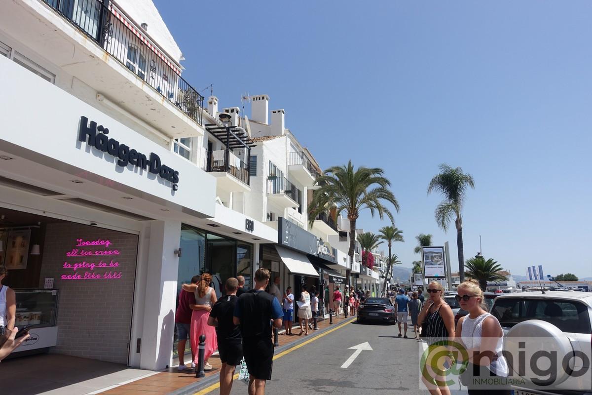 For sale of commercial in Marbella