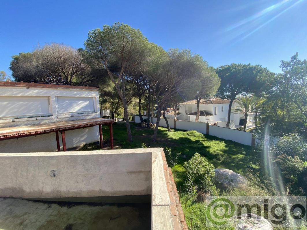 Venta de terreno en Calahonda