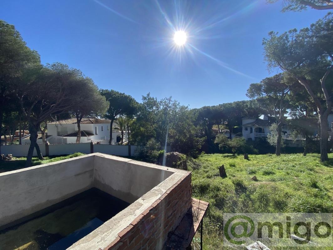 Venta de terreno en Calahonda