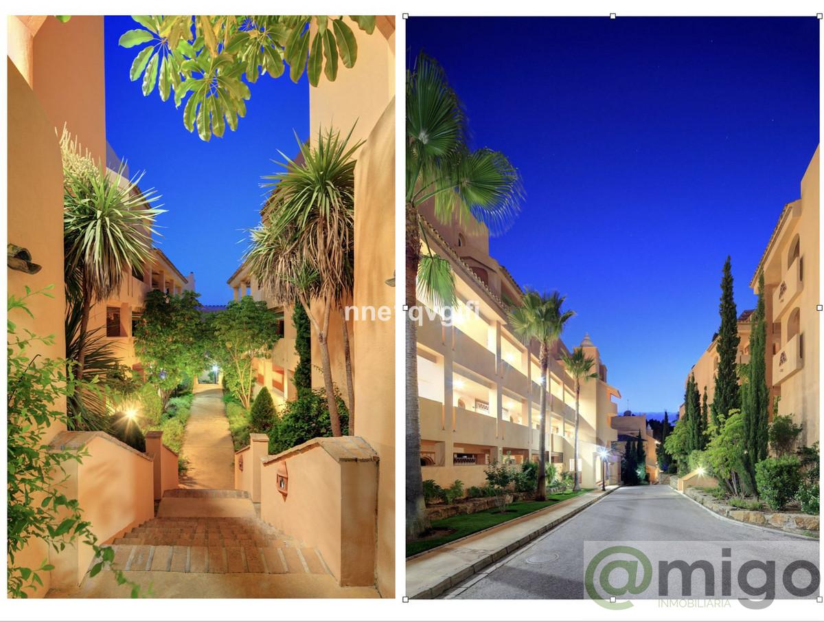 For sale of penthouse in Marbella