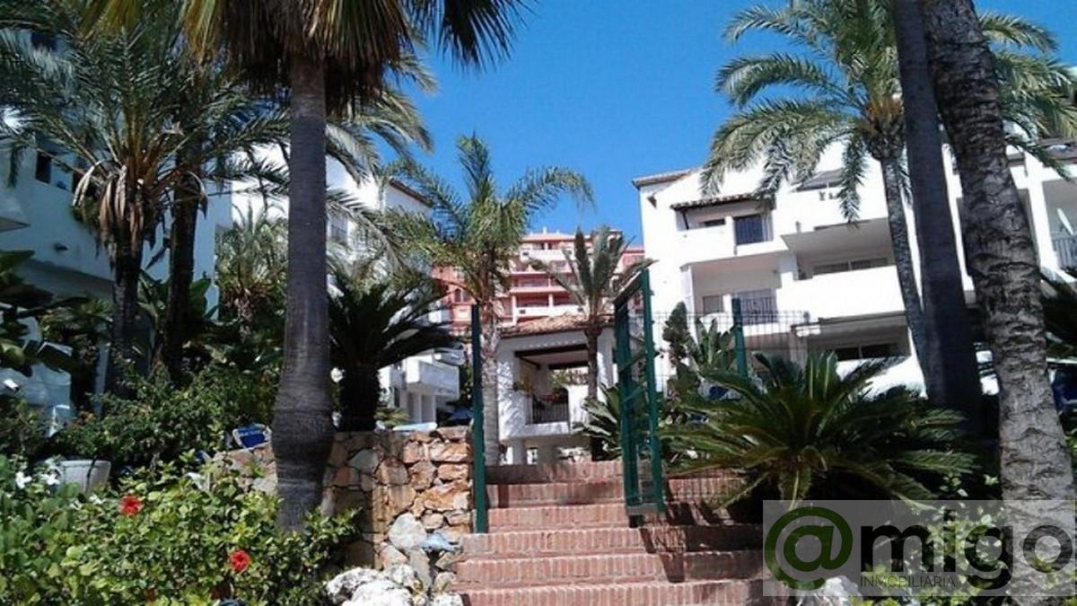 For sale of apartment in La Duquesa