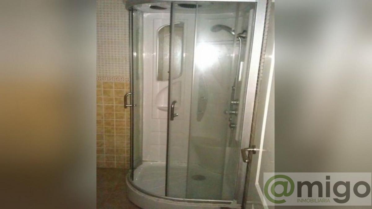 For sale of apartment in La Duquesa