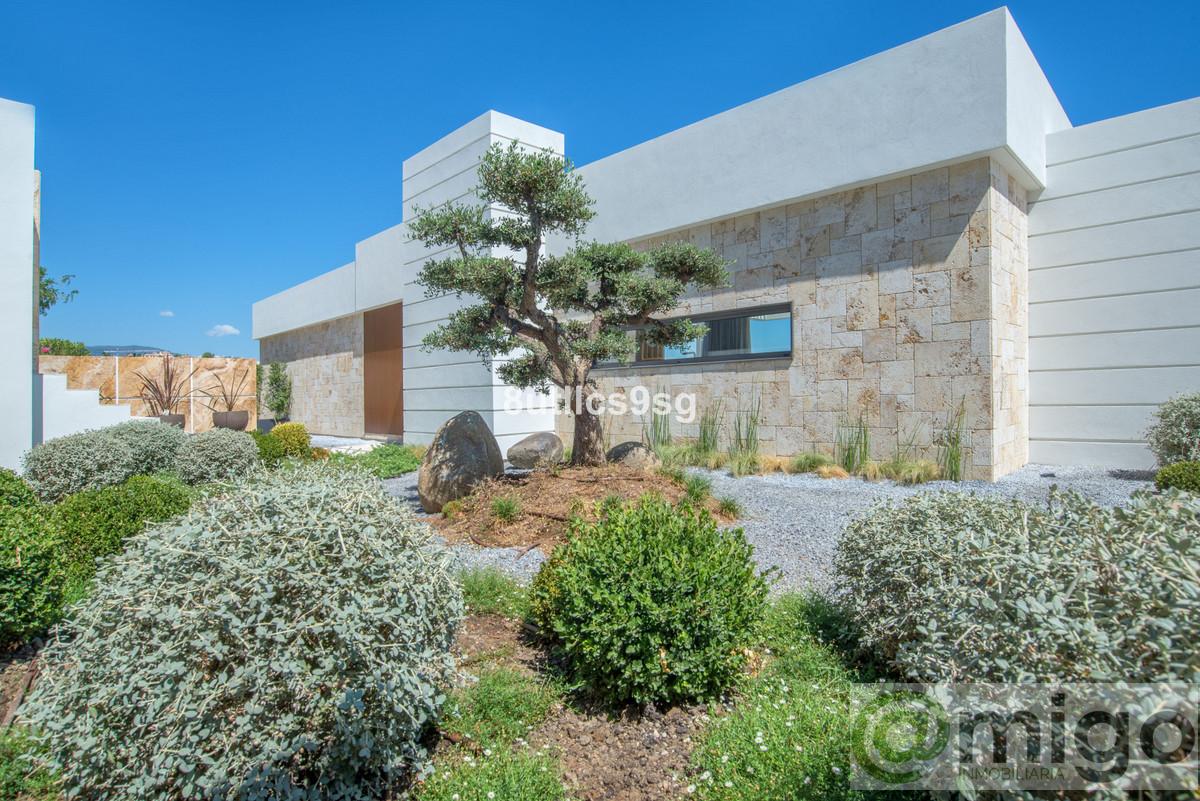 For sale of penthouse in Marbella