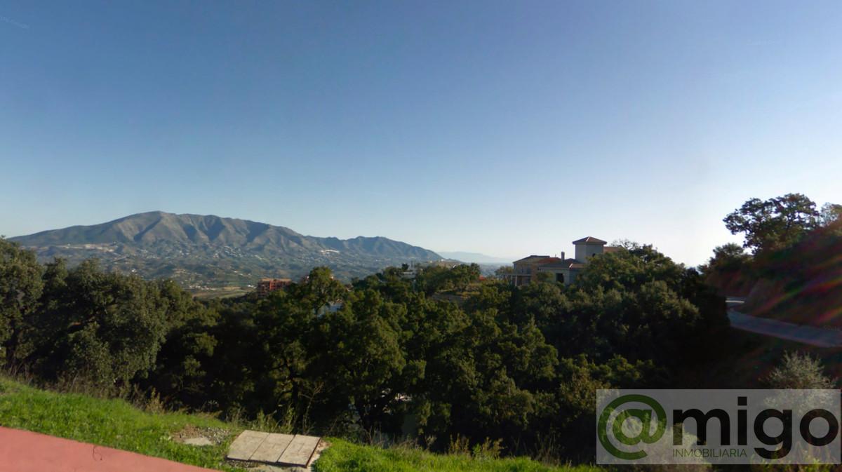 For sale of land in Marbella