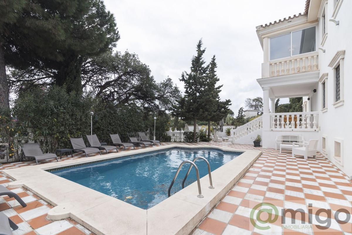 For sale of villa in Marbella