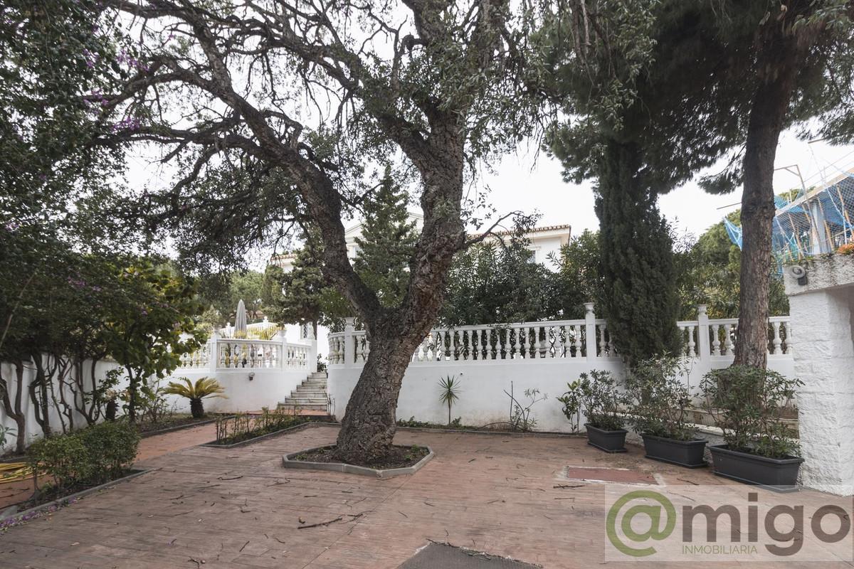 For sale of villa in Marbella