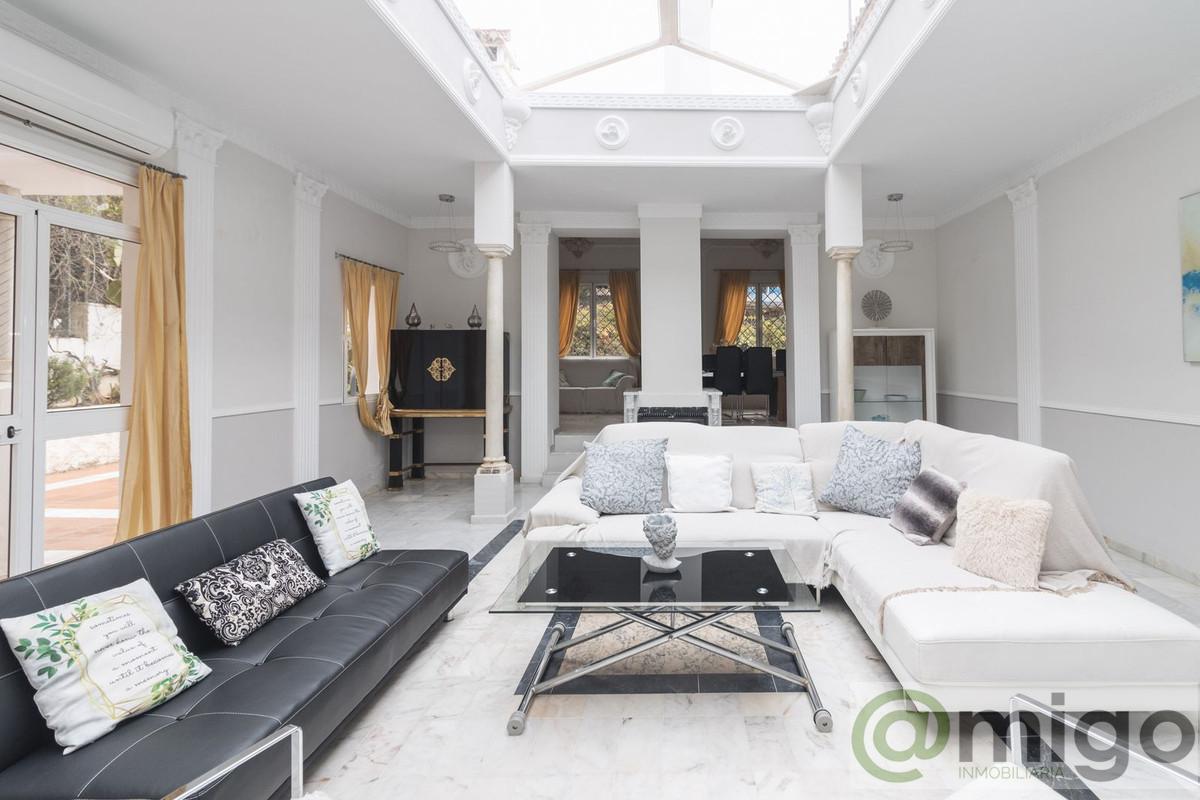 For sale of villa in Marbella