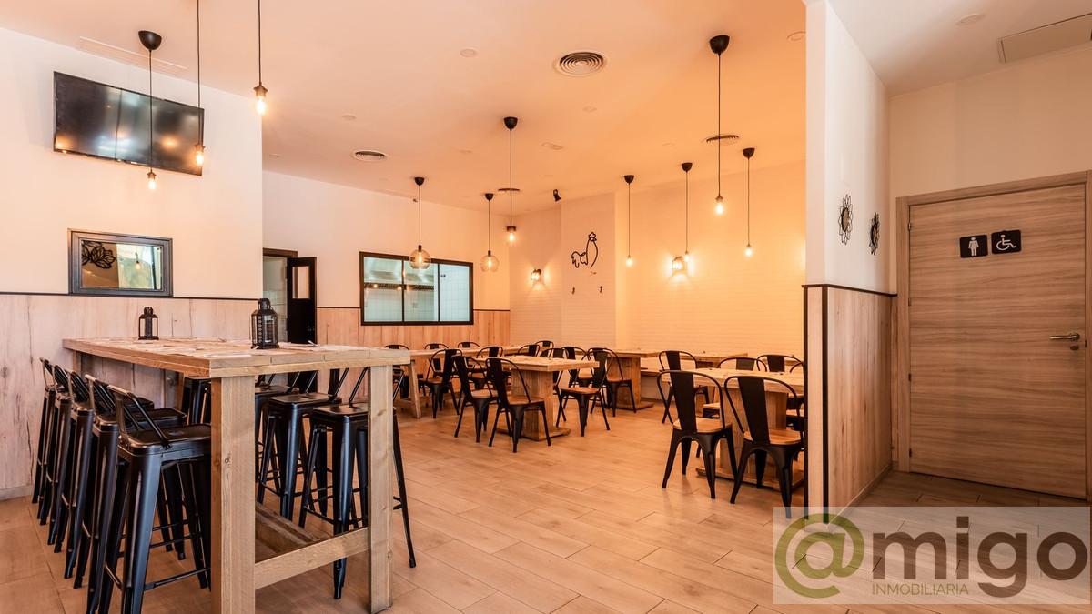 For sale of commercial in Marbella