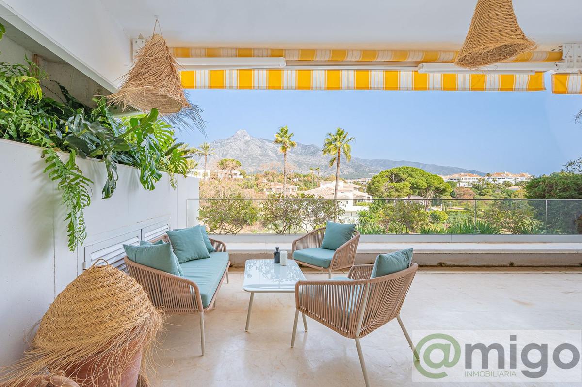 For sale of apartment in Marbella
