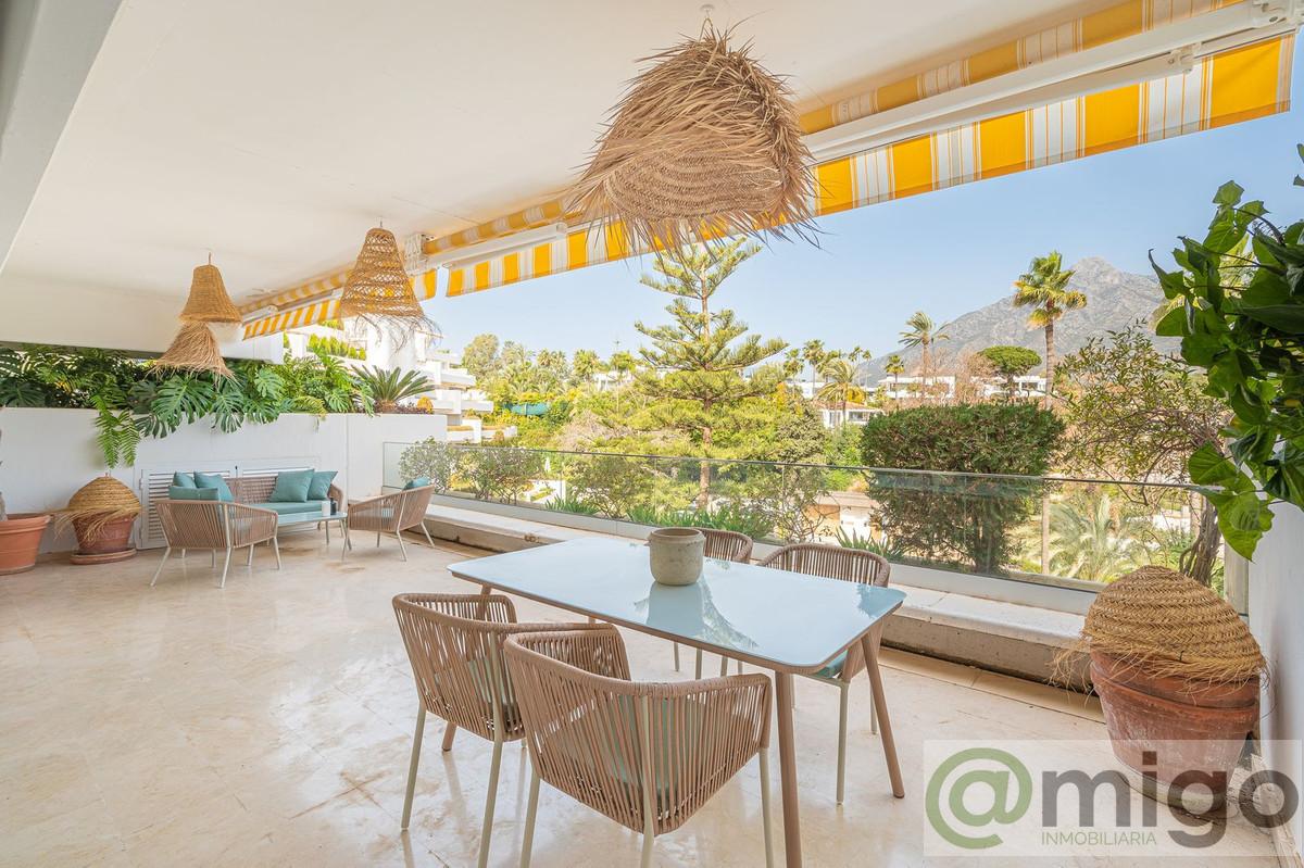 For sale of apartment in Marbella