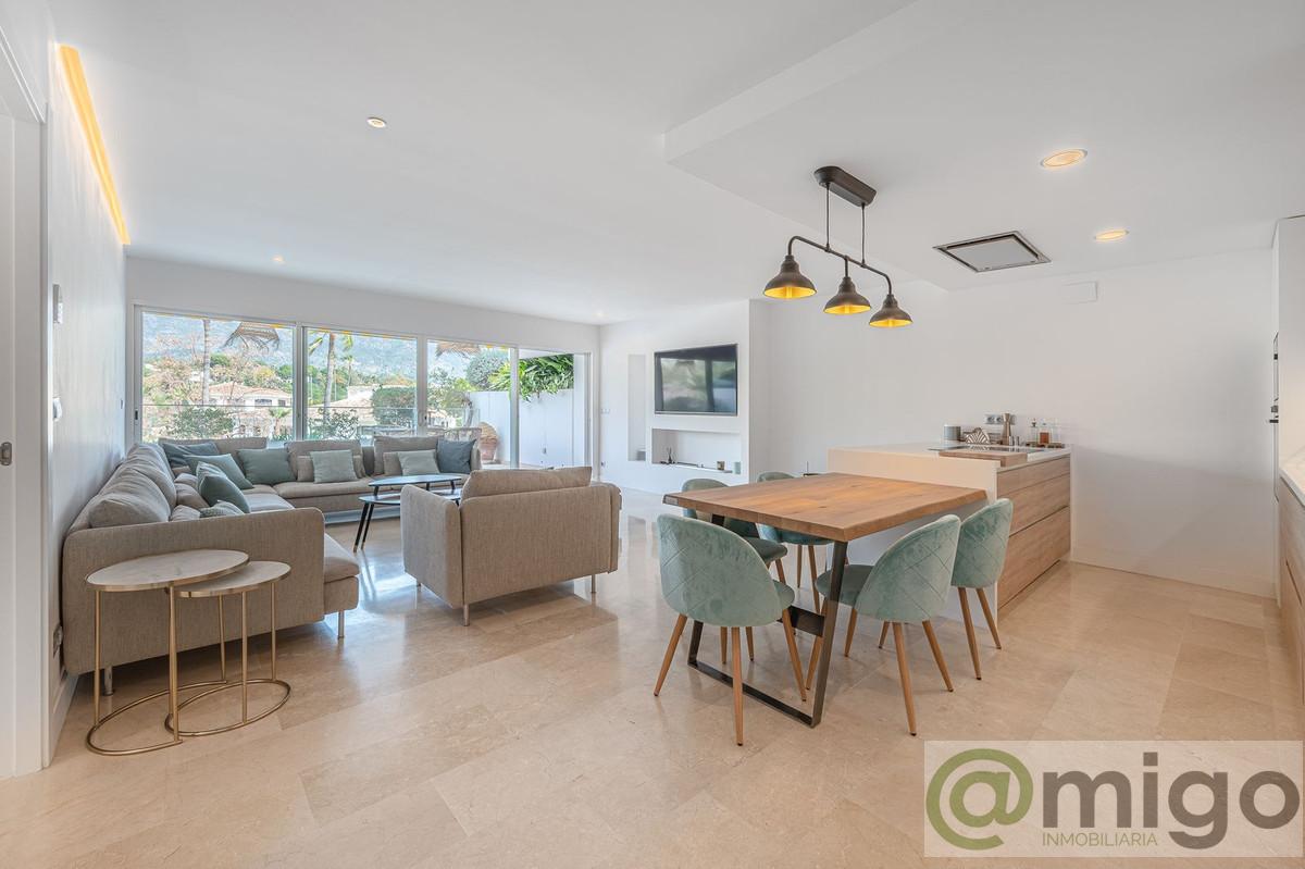 For sale of apartment in Marbella