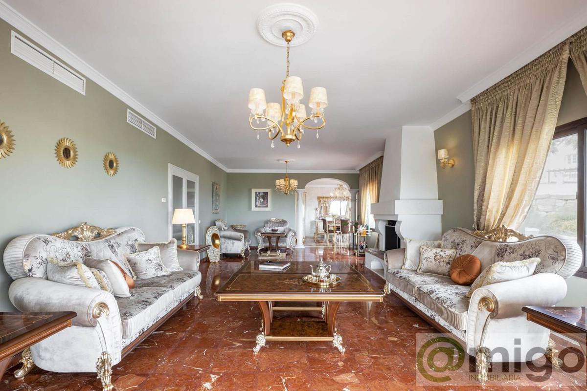 Venta de villa en El Paraiso