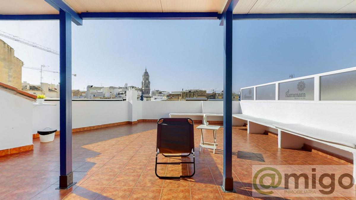 For sale of commercial in Málaga