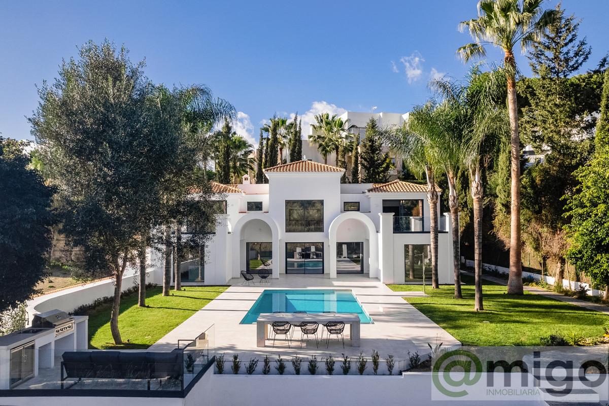 For sale of villa in Marbella