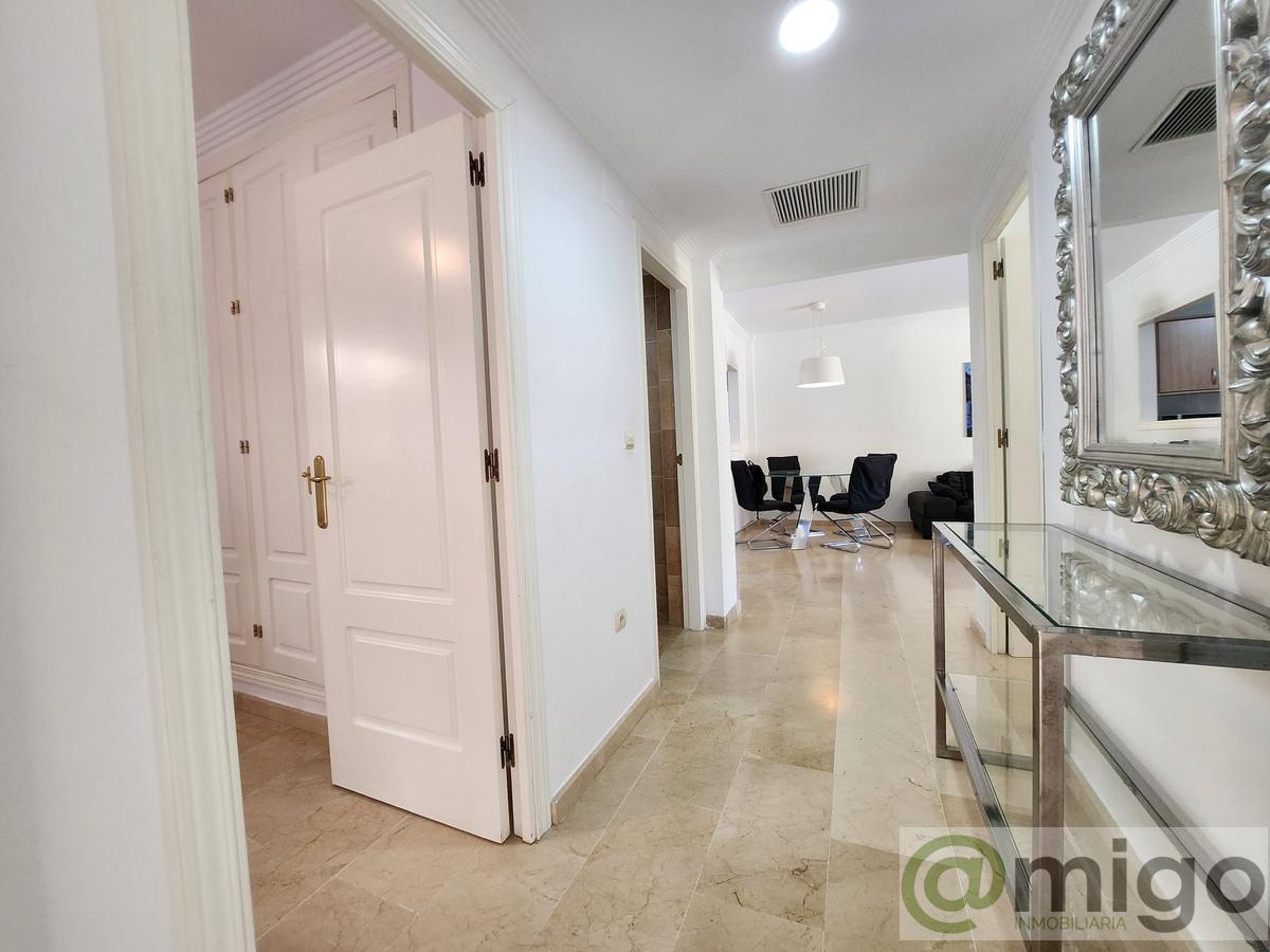 For sale of apartment in Marbella