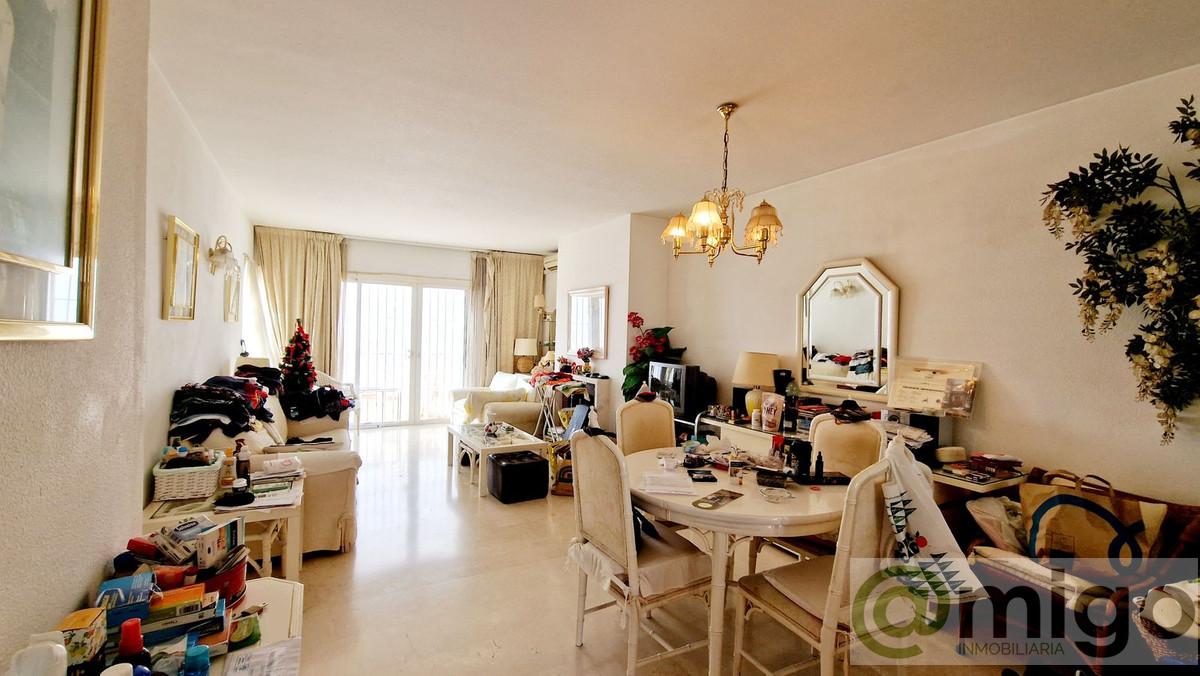 For sale of penthouse in Marbella