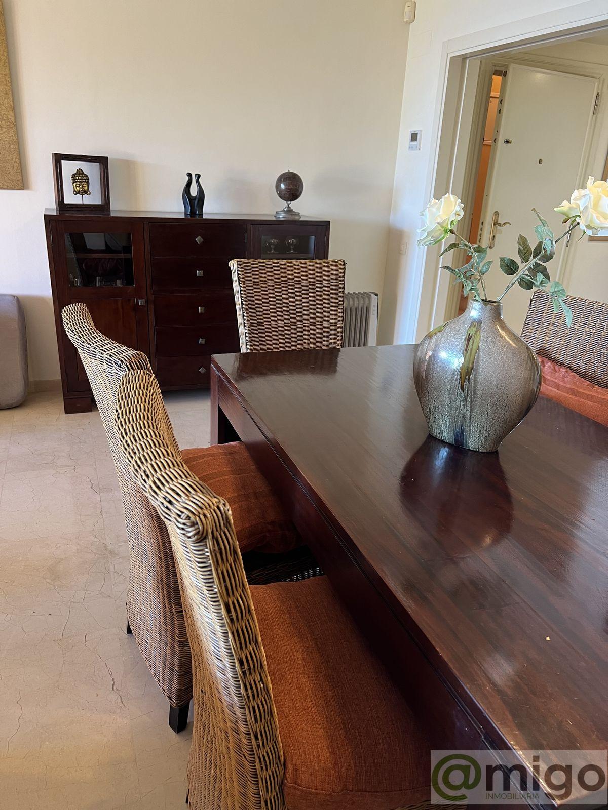 For sale of apartment in La Duquesa