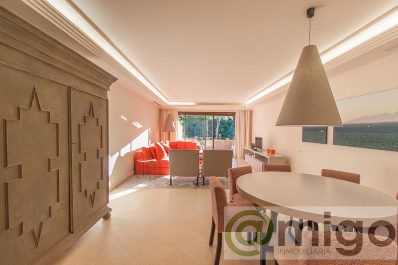 For sale of apartment in Estepona