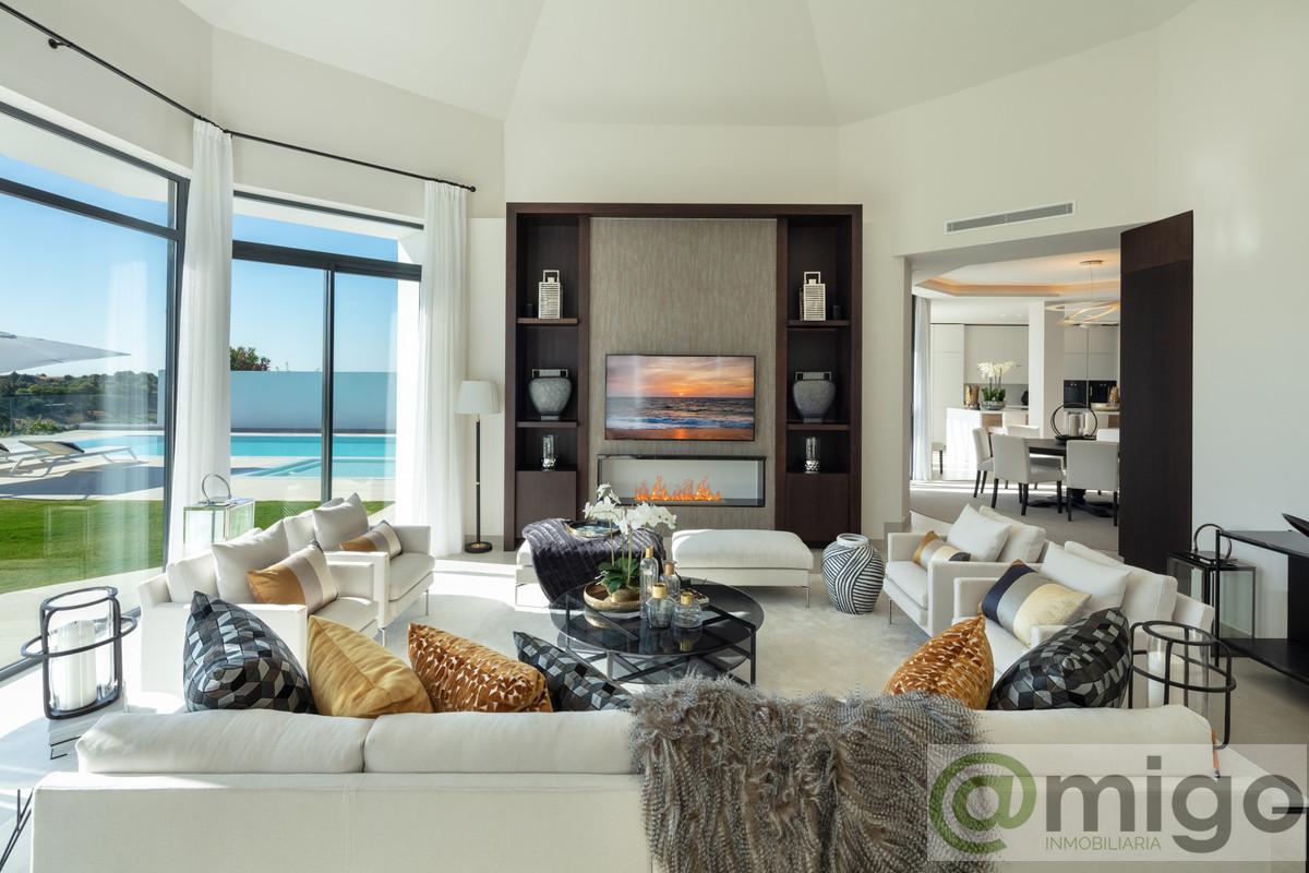 Venta de villa en Aloha