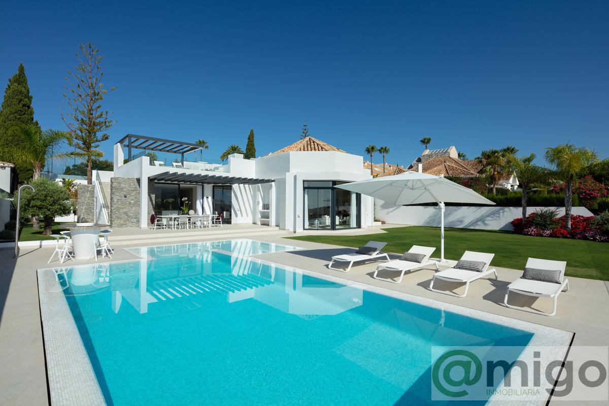 Venta de villa en Aloha