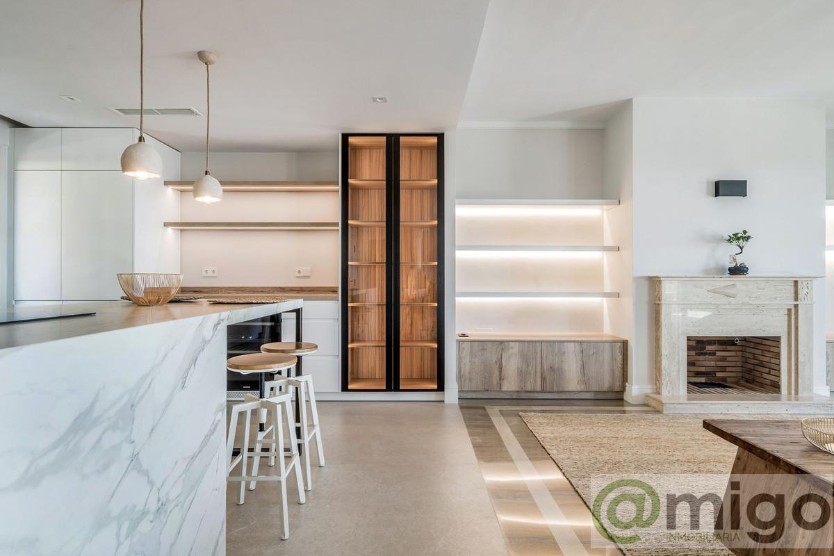 For sale of penthouse in Marbella