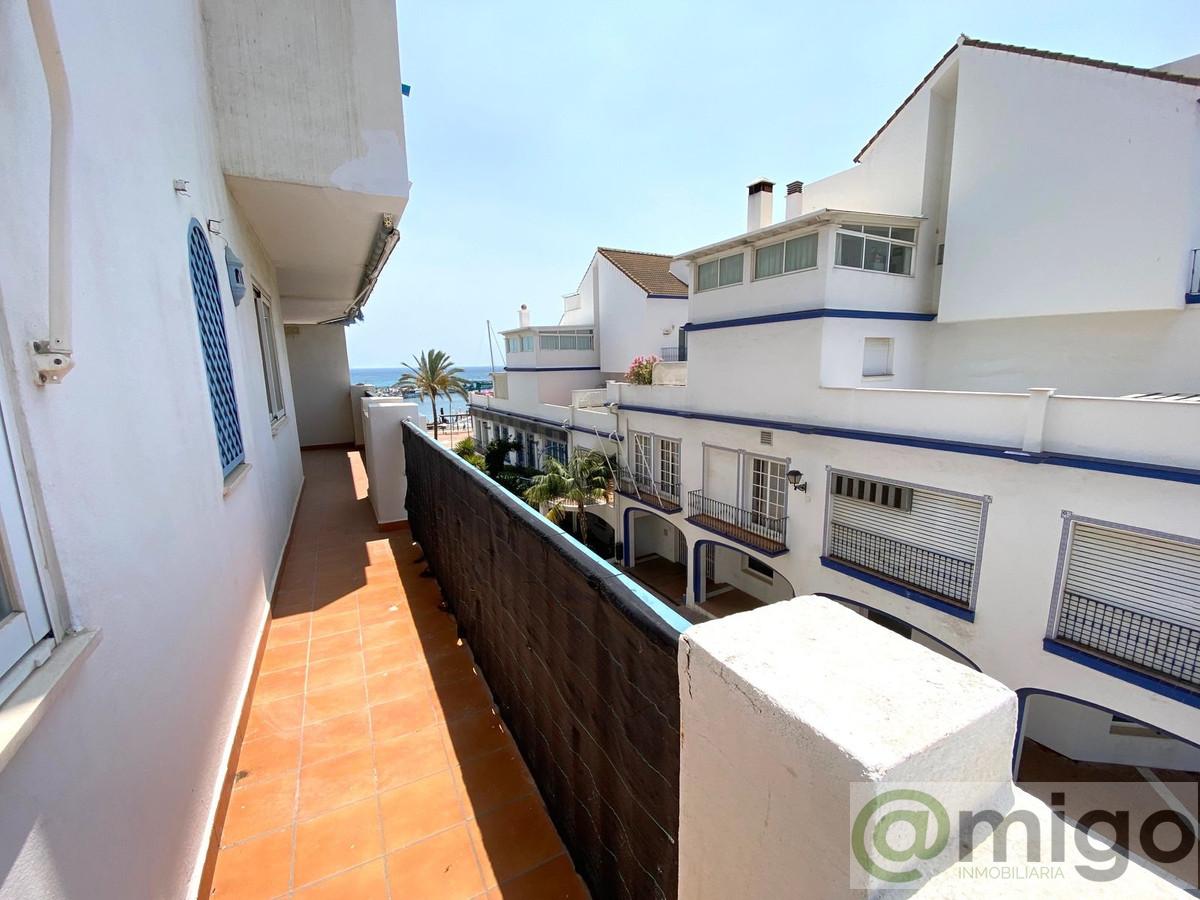 For sale of apartment in Estepona