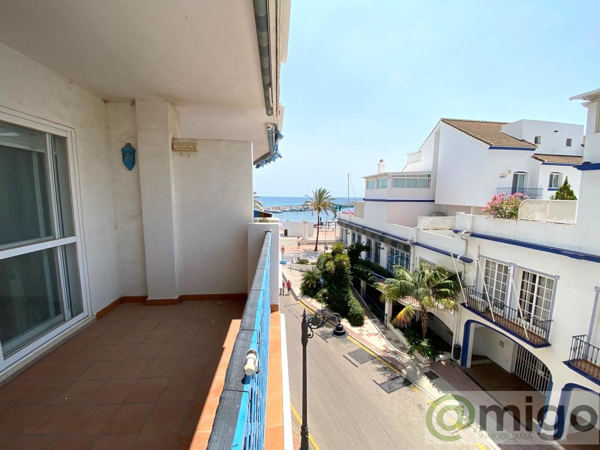 For sale of apartment in Estepona