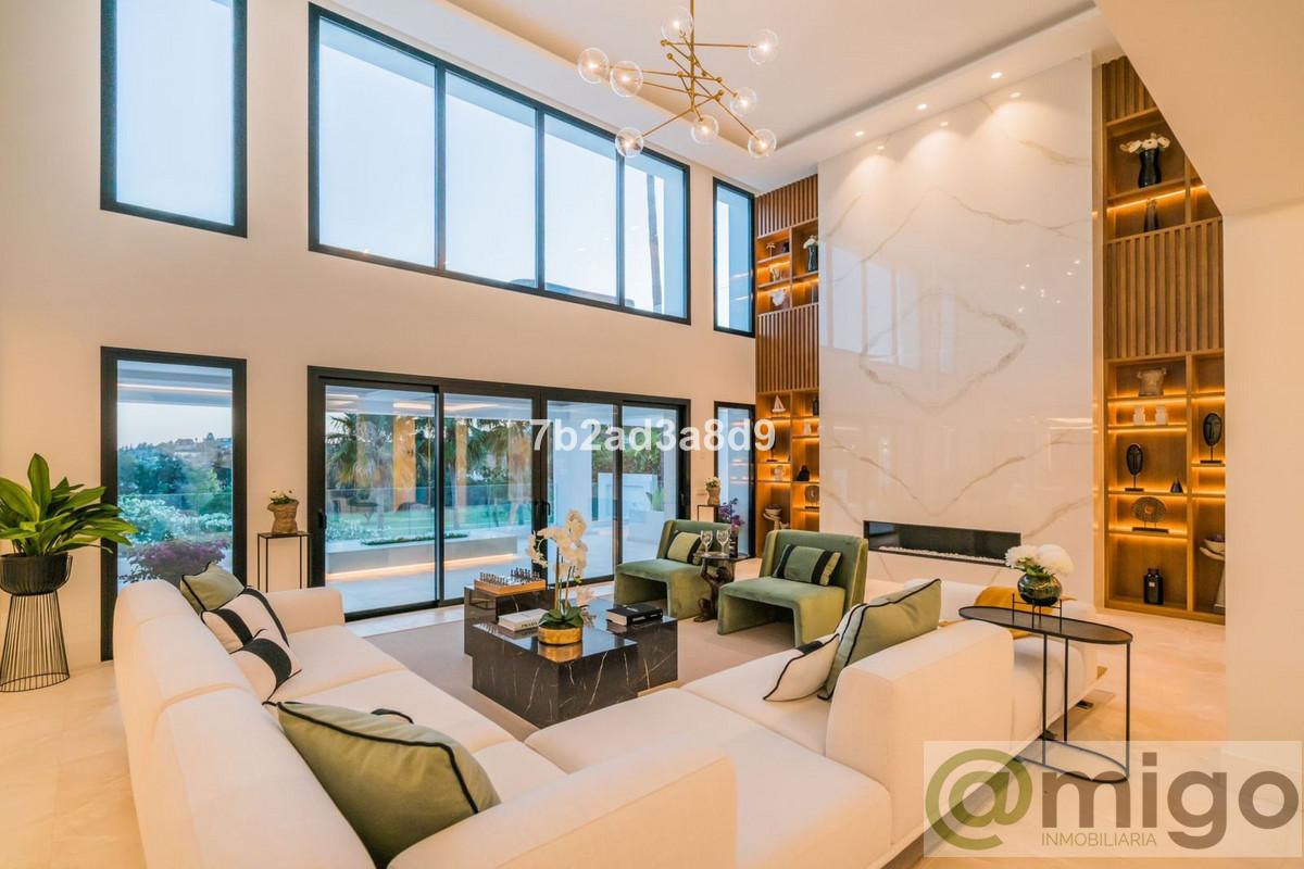 For sale of villa in Marbella