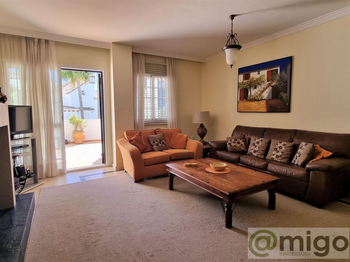 For sale of apartment in Marbella