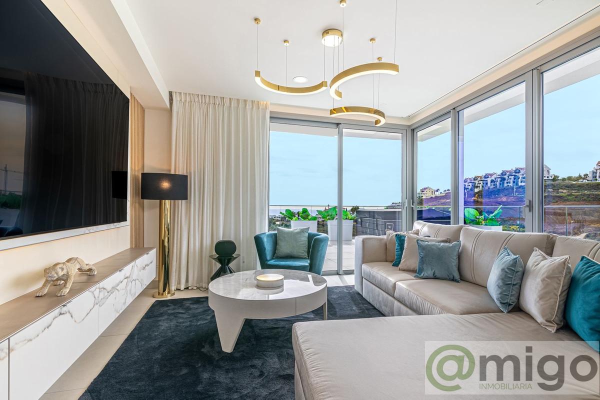 For sale of penthouse in Calanova Golf