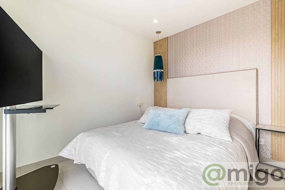 For sale of penthouse in Calanova Golf