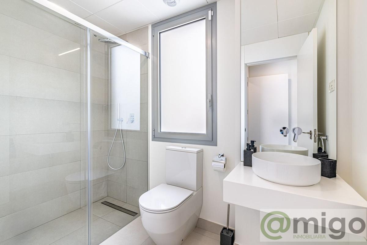 For sale of penthouse in Calanova Golf