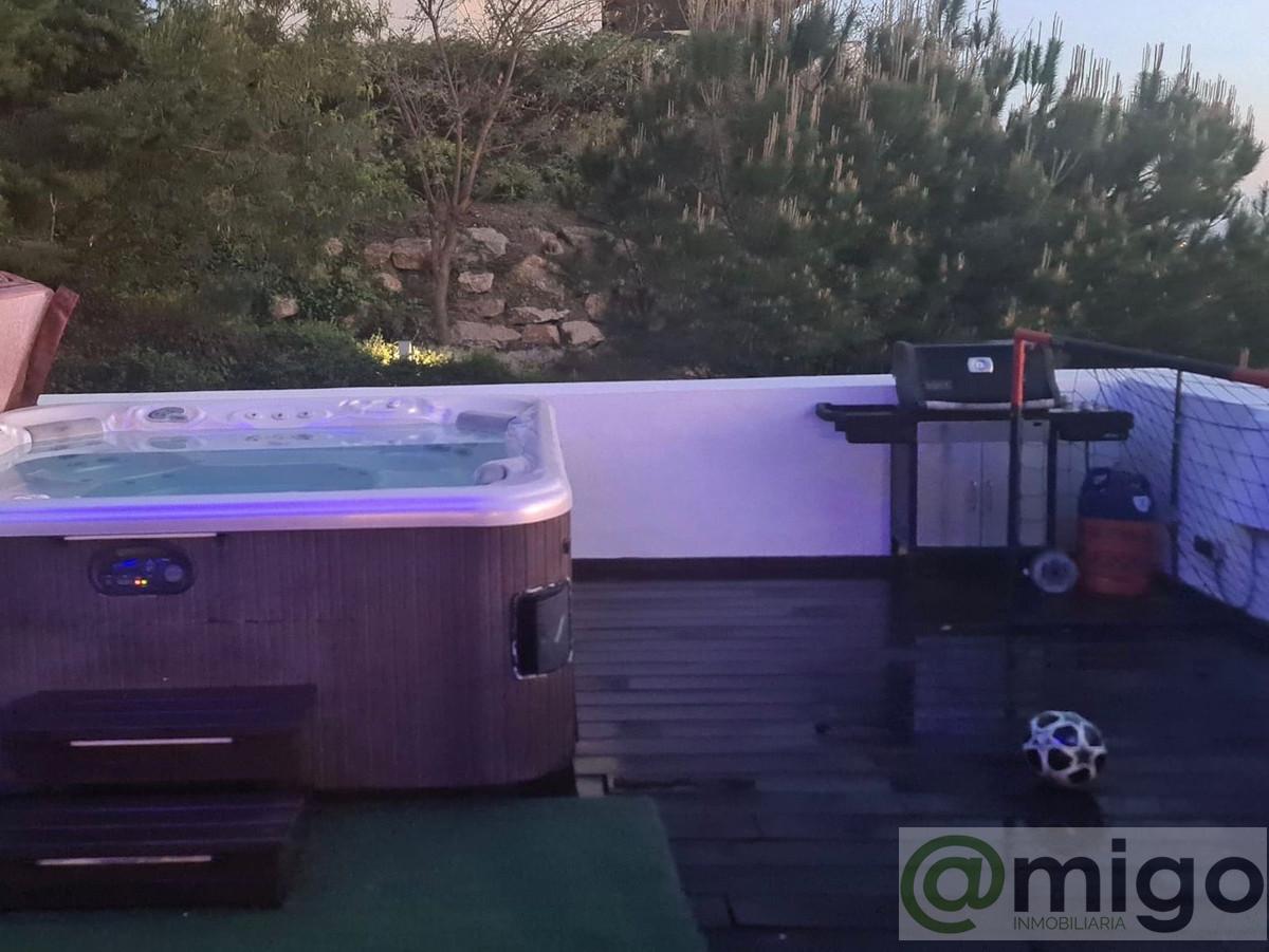 For sale of penthouse in Los Flamingos