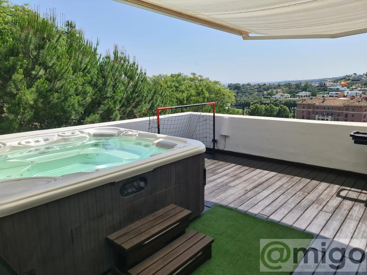 For sale of penthouse in Los Flamingos