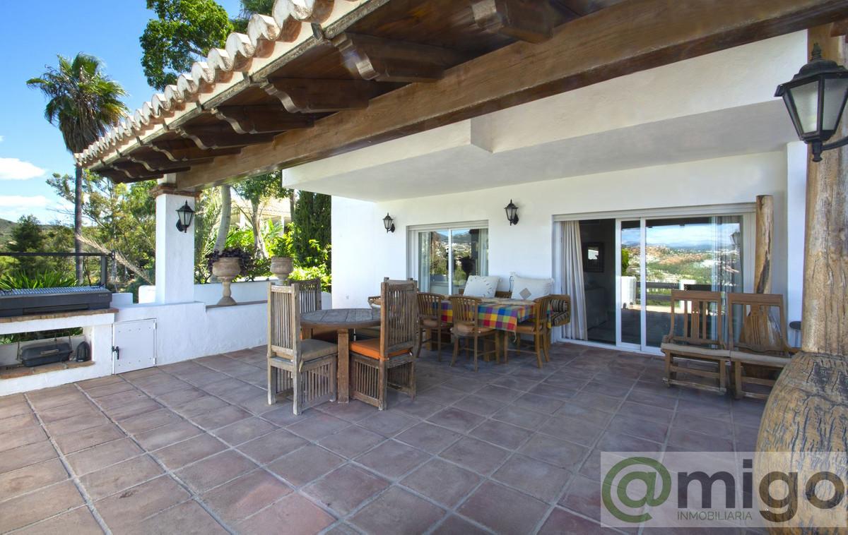 For sale of villa in Marbella