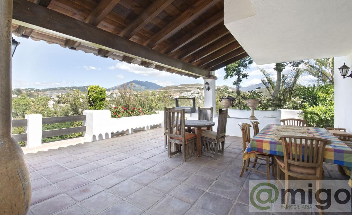 For sale of villa in Marbella