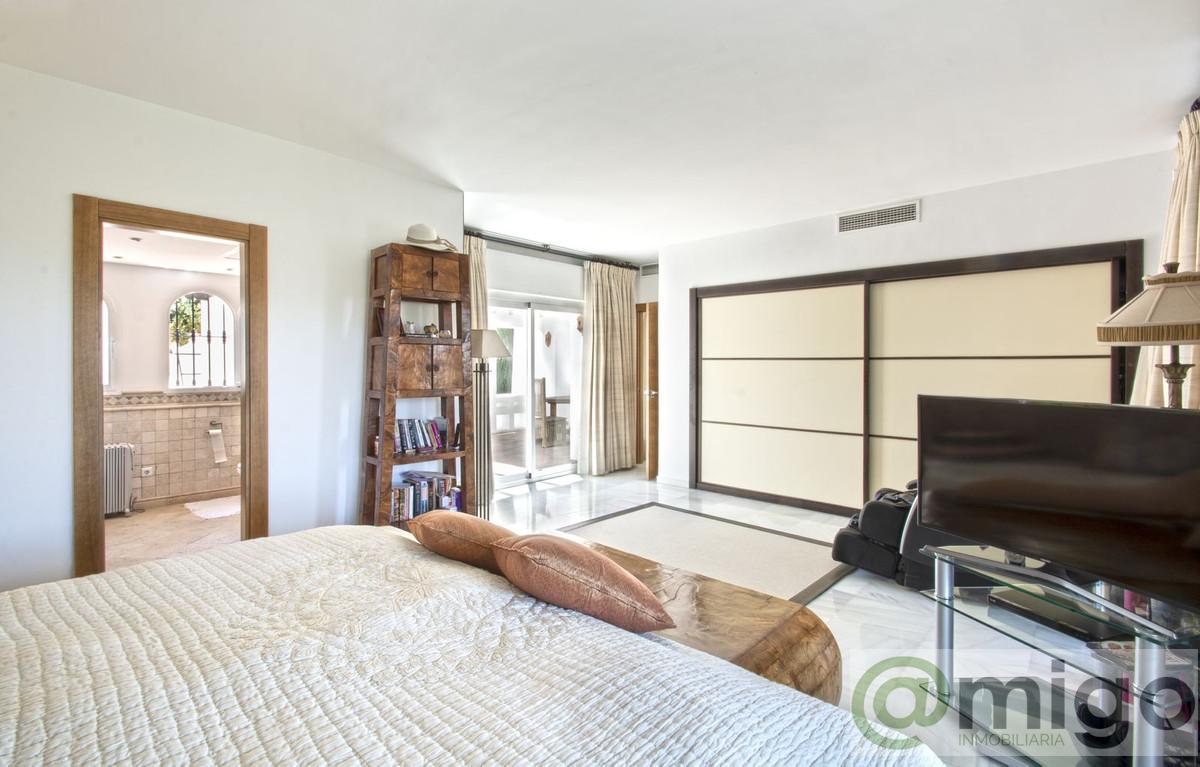 For sale of villa in Marbella