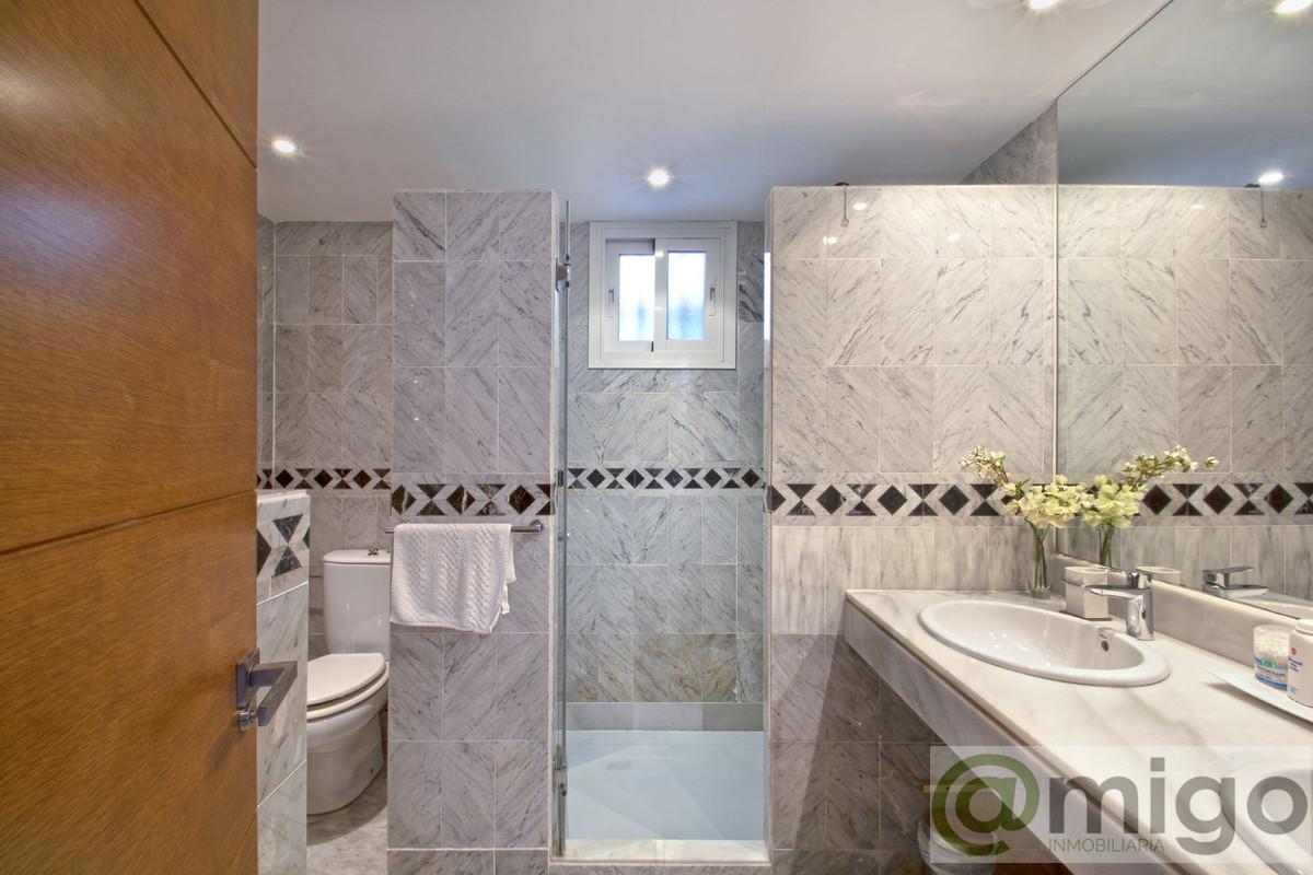 For sale of villa in Marbella