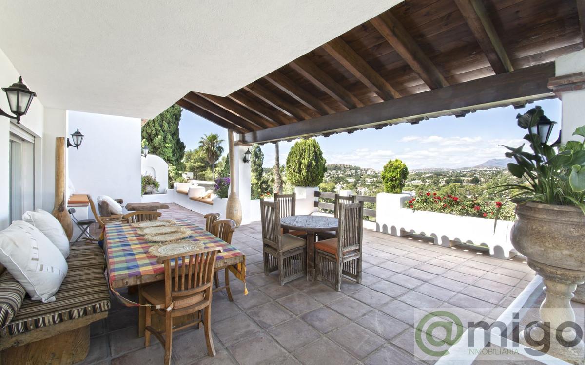 For sale of villa in Marbella