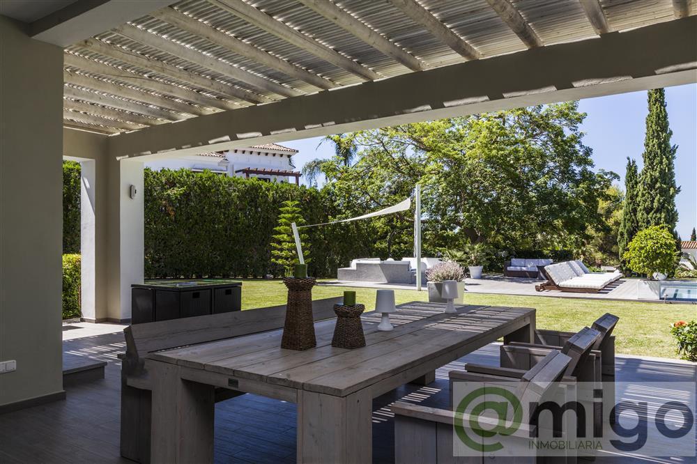 For sale of villa in Marbella