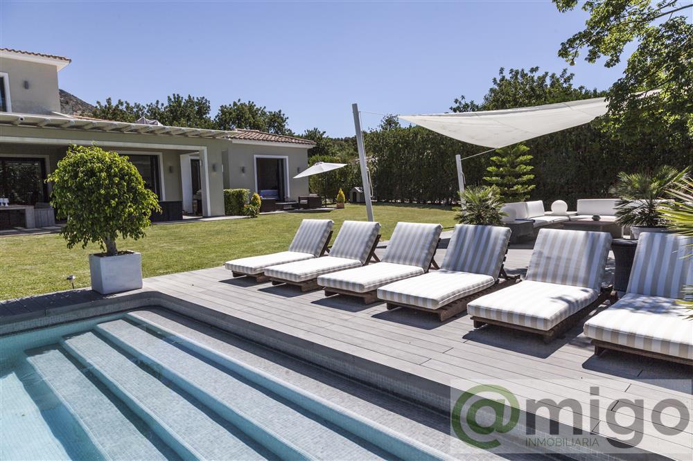For sale of villa in Marbella