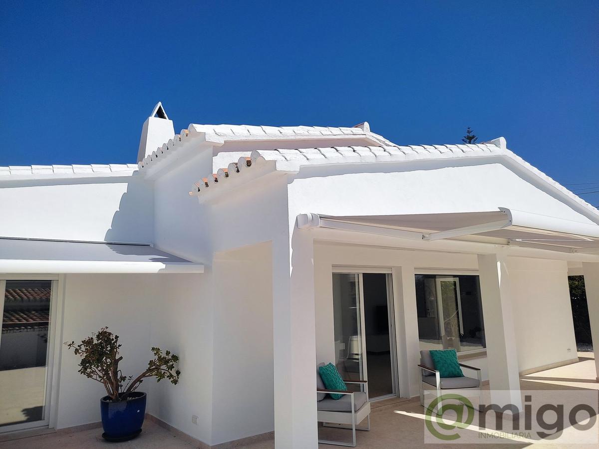 For sale of villa in Mijas Costa