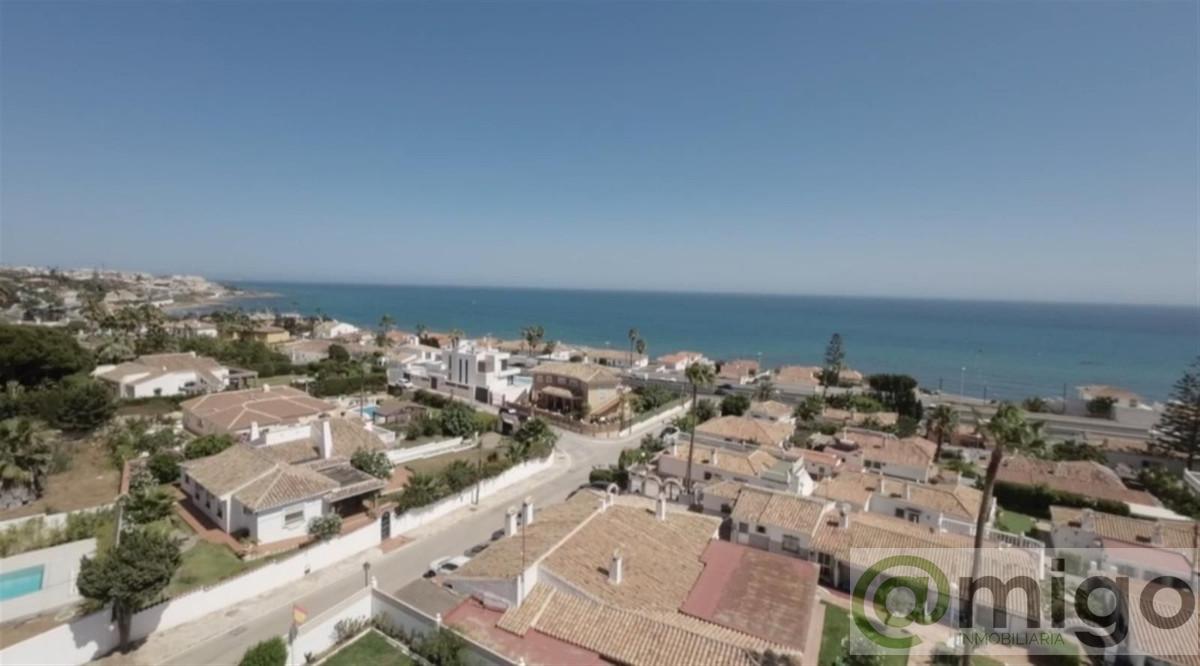 For sale of villa in Mijas Costa