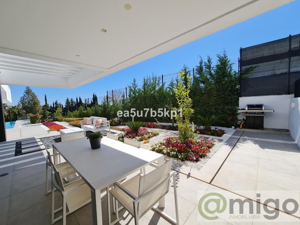 For sale of villa in Marbella