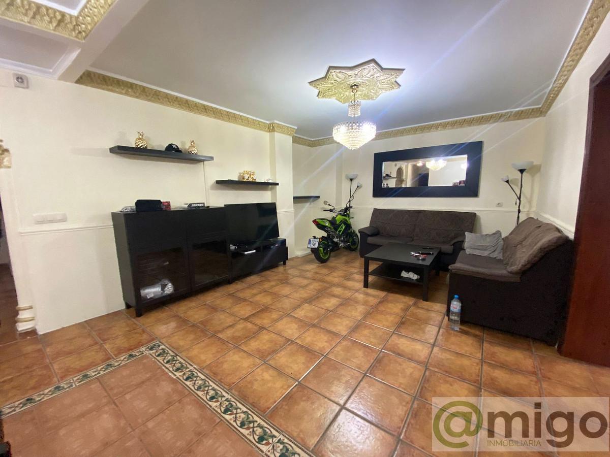For sale of apartment in Las Lagunas