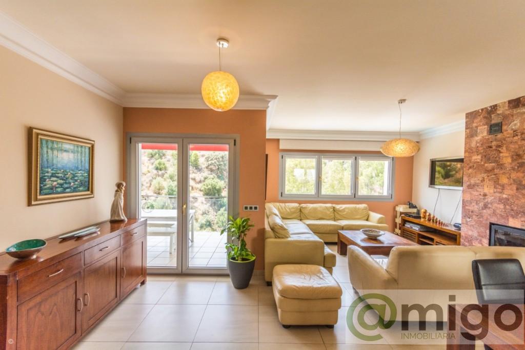 For sale of villa in Mijas Costa