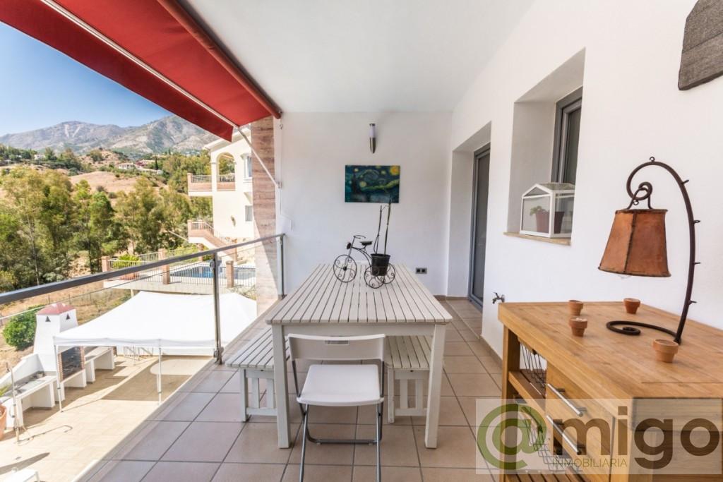 For sale of villa in Mijas Costa