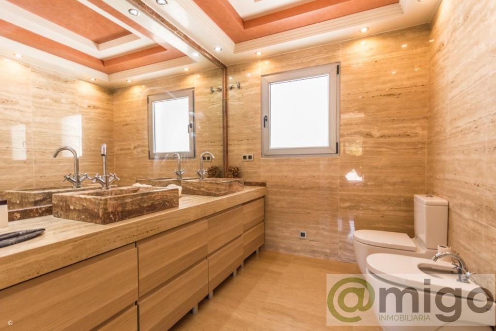 For sale of villa in Mijas Costa