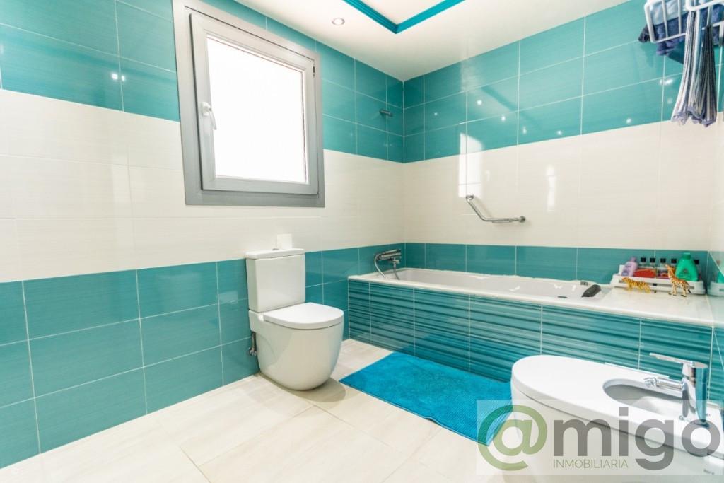 For sale of villa in Mijas Costa